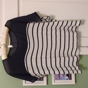 Black and White Striped Top, Size XL
